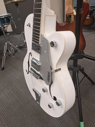 Gretsch Electromatic Hollowbody 3